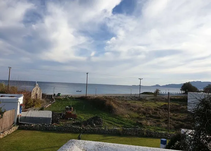 Sea Breeze Villa Haráki